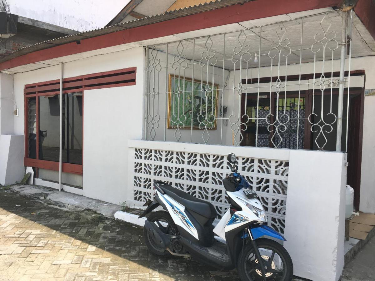 Tambak Bayan Guesthouse Kejayan Extérieur photo
