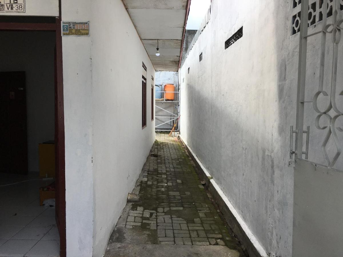 Tambak Bayan Guesthouse Kejayan Extérieur photo